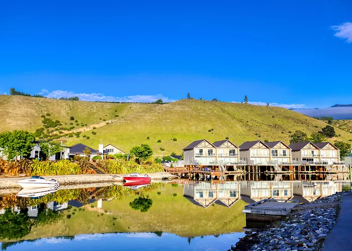 Lake Resort By Marsden